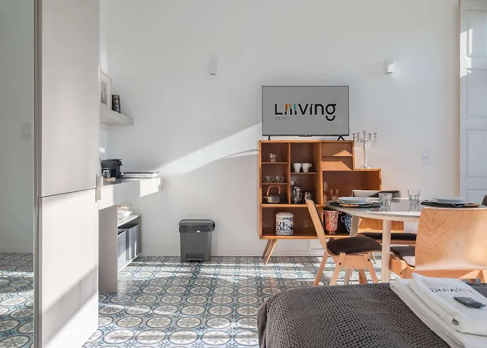Liiiving In - Design Palace * Oporto