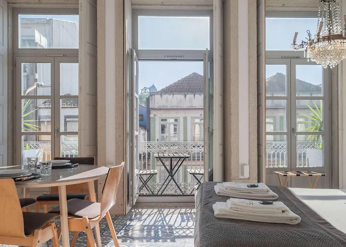 Apartment Liiiving In - Design Palace