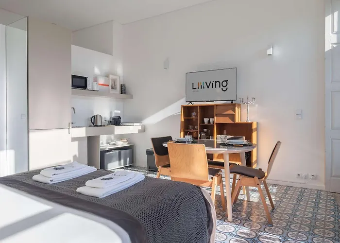 Liiiving In - Design Palace Apartmán