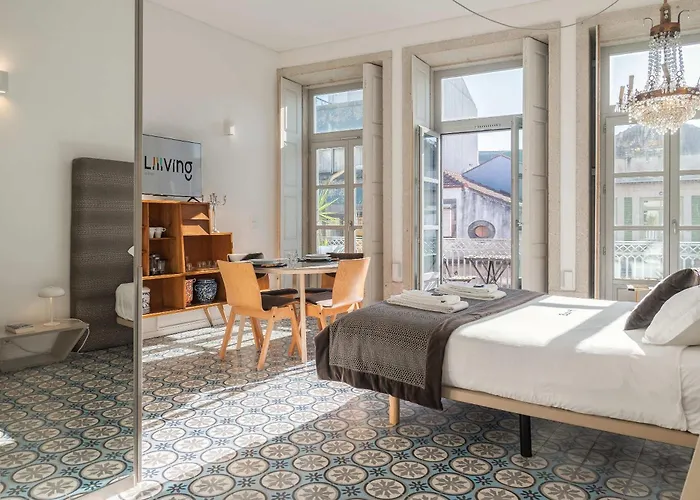 Liiiving In - Design Palace * Porto