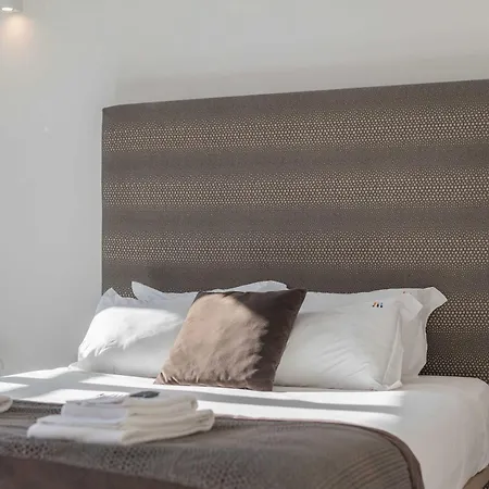 Apartman Liiiving In - Design Palace