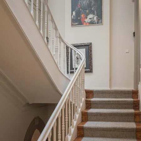 Liiiving In - Design Palace Appartamento Oporto