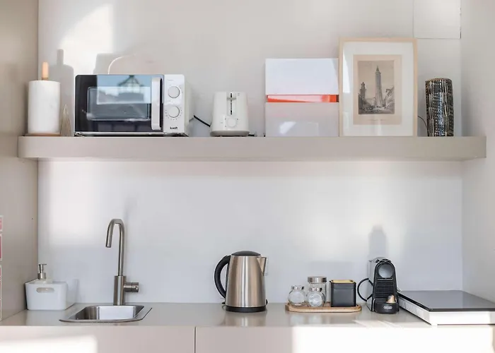 Liiiving In - Design Palace Apartman Porto